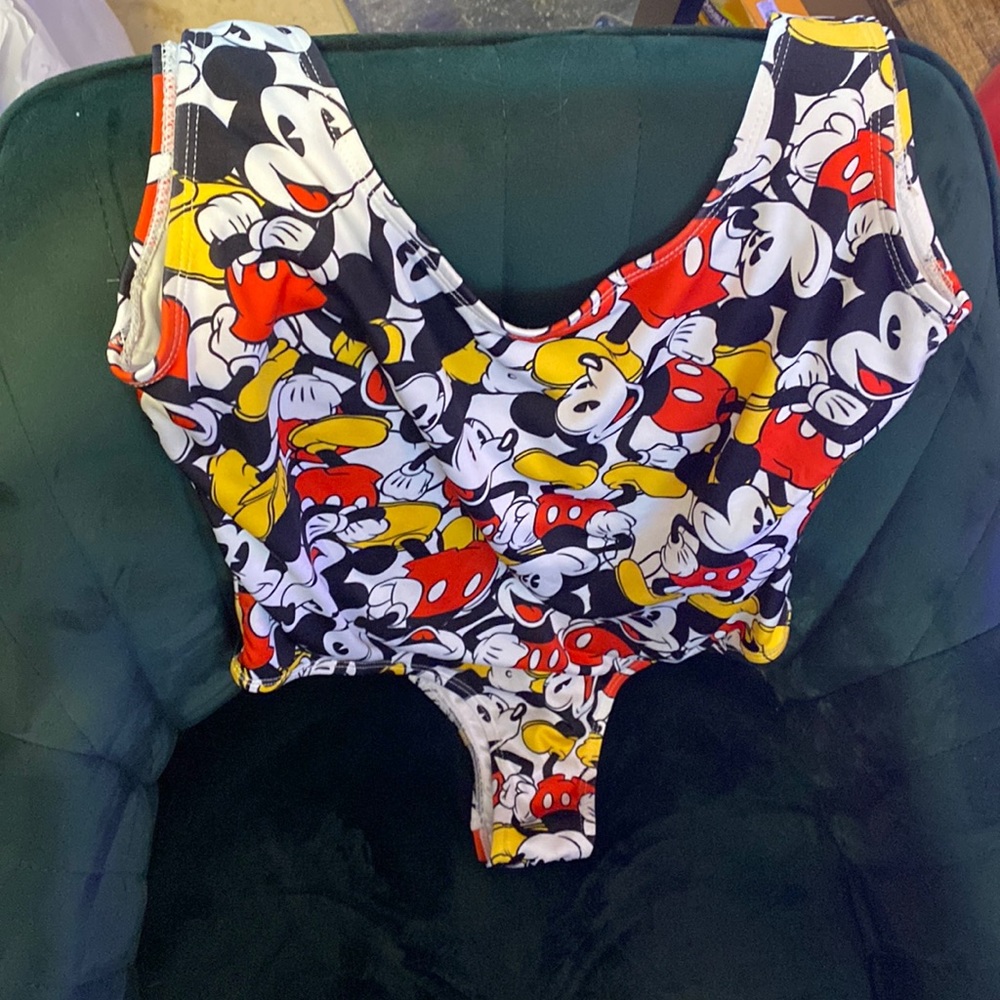 Disney bodysuit large